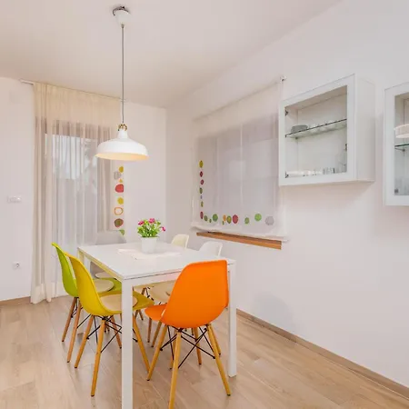 Casa vacanze Pet Friendly In With Wifi Malinska
