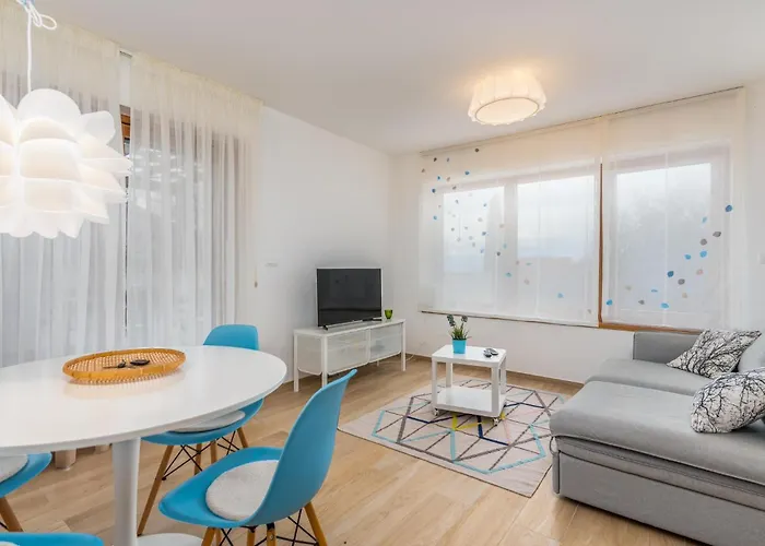 Awesome In With Wifi Malinska